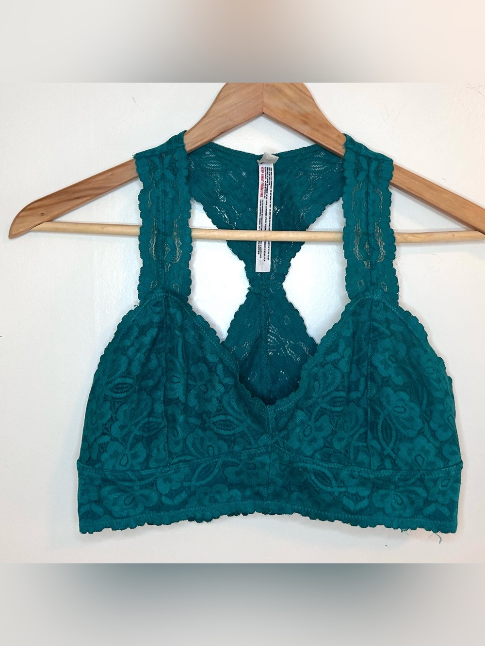 Free People Galloon Lace Racerback Bralette in Green Size M NWOT - Picture 3 of 8